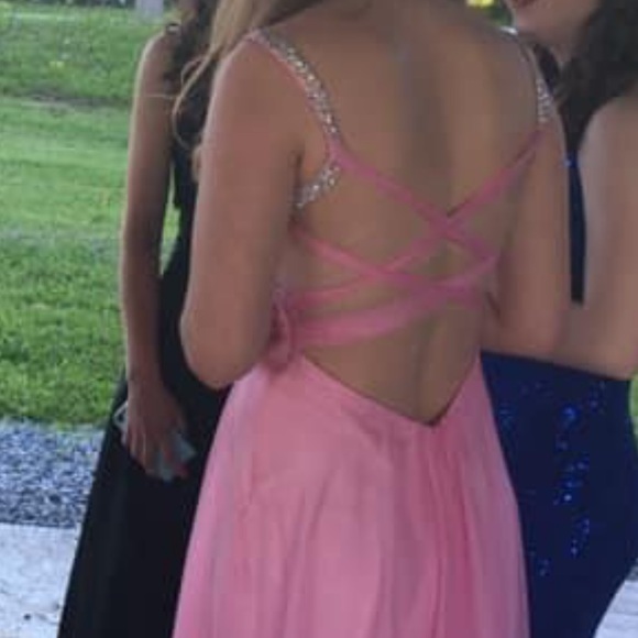 Prom dress - Picture 4 of 5